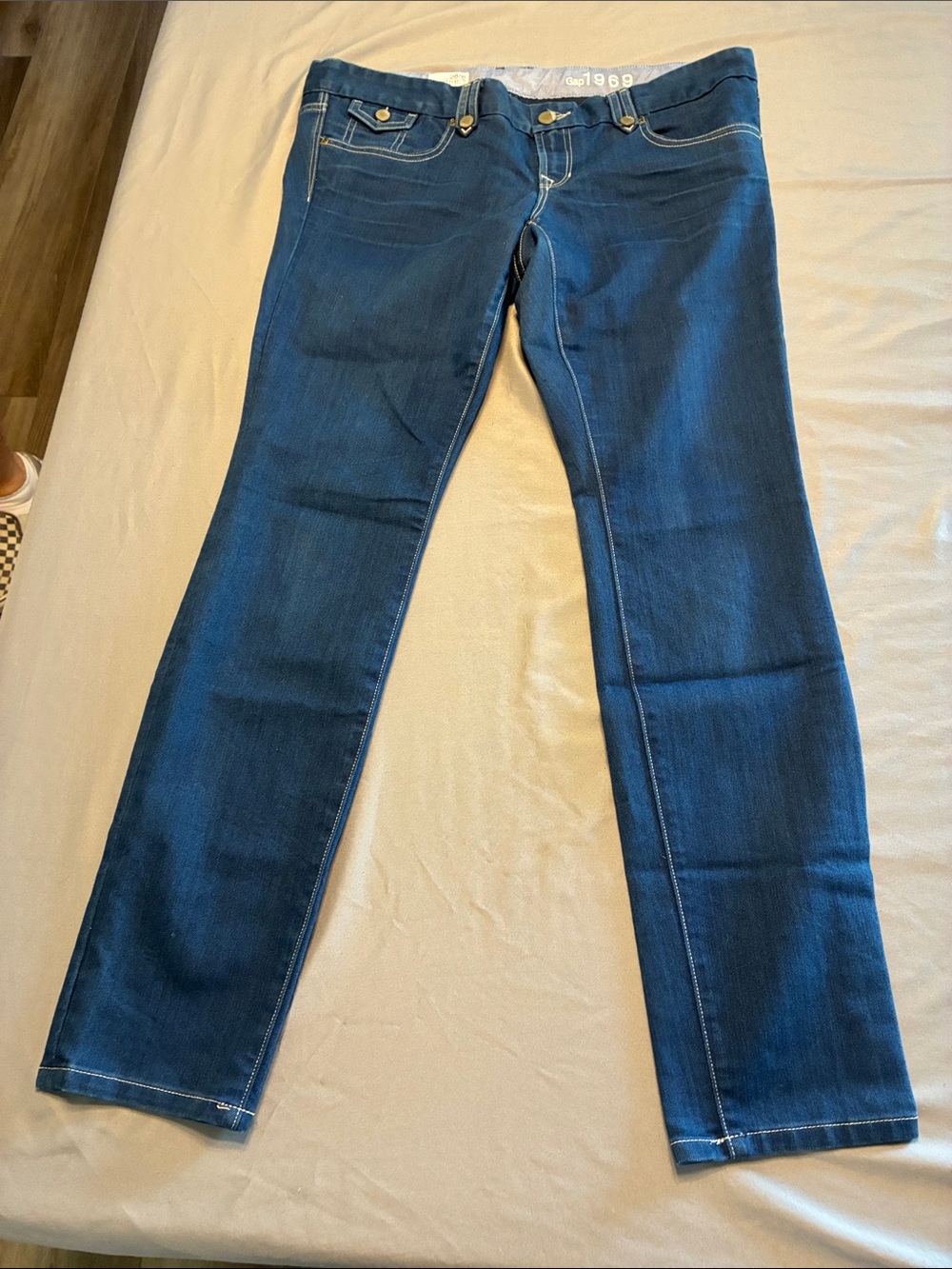 GAP Women's Dark Blue Straight-Leg Jeans
